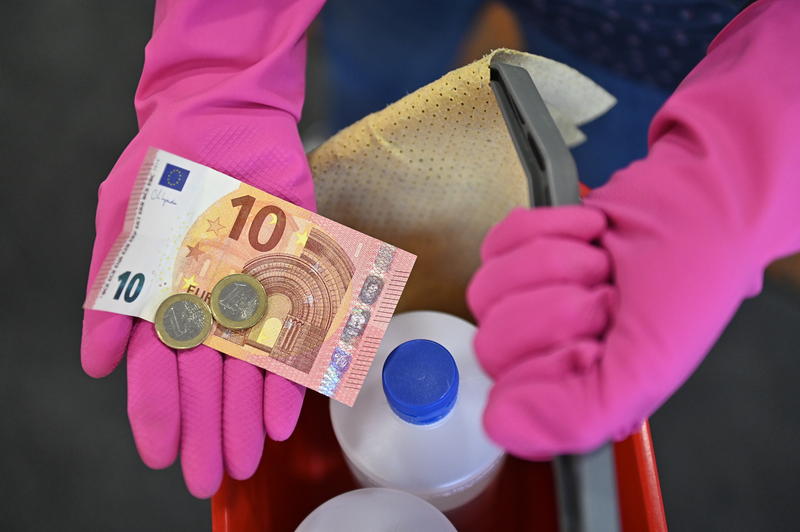 s:23:"Zwölf Euro Mindestlohn";