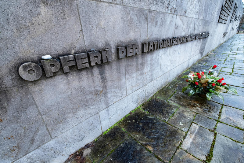s:16:"KZ-Gedenkstätte";