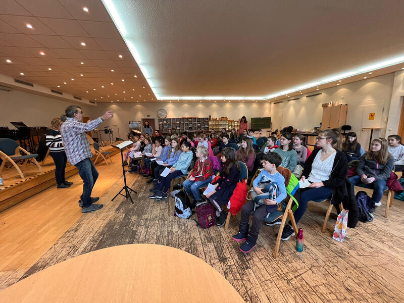 s:52:"Probenfoto zum Passions-Musical "Es ist vollbracht"";