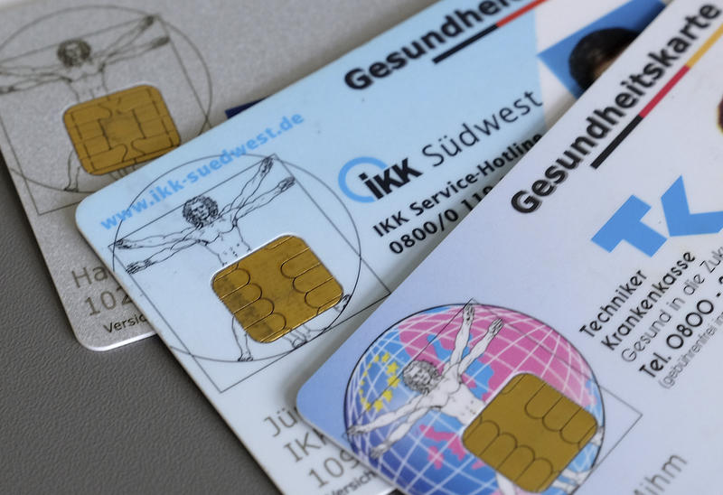 s:73:"Pflegeeltern müssen unter Umständen mehr Krankenkassenbeiträge zahlen.";