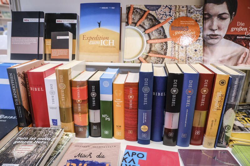 s:69:"Neues Literaturfestival "Göttinger Frühjahrslese" geht an den Start";