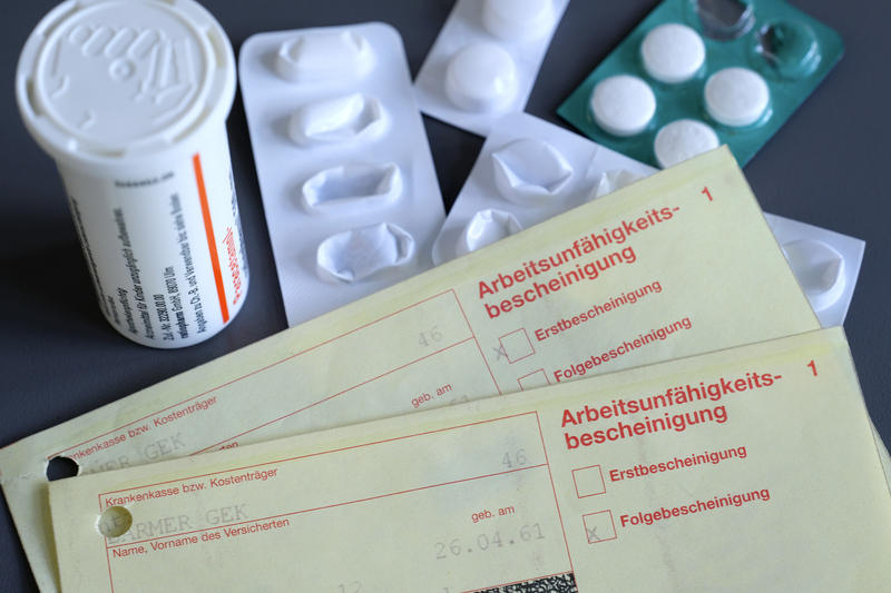 s:33:"Arbeitsunfähigkeitsbescheinigung";