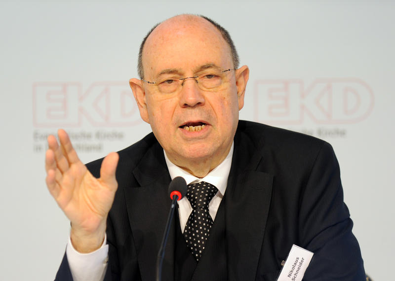s:18:"Nikolaus Schneider";