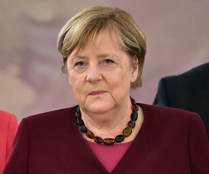 s:13:"Angela Merkel";