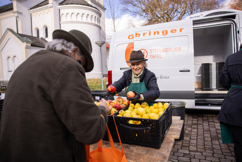 s:46:"Tafel in Starnberg: Arm unter reichen Nachbarn";