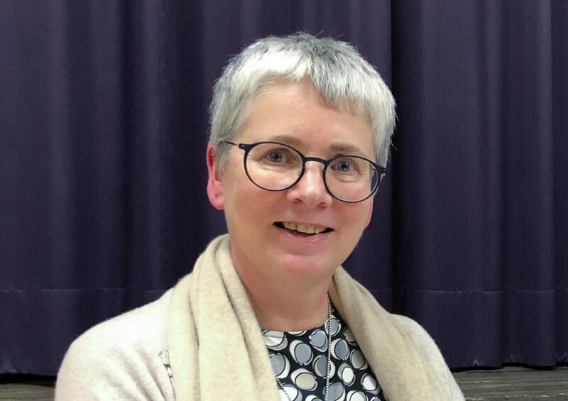 s:12:"Yvonne Fritz";