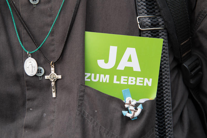 s:52:"Beratungsstelle von pro familia in Frankfurt am Main";