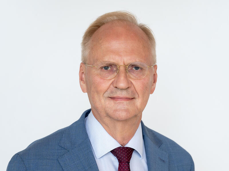 s:75:"Medizinischer Geschaeftsfuehrer des Klinibetreibers Diakovere Thomas Moesta";