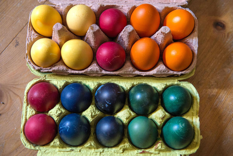 s:15:"Bunte Ostereier";