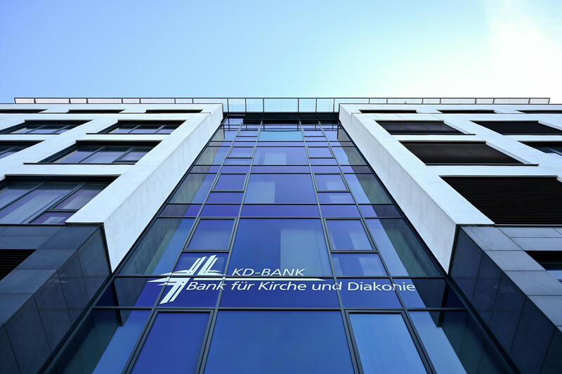 s:111:"Die Bank für Kirche und Diakonie in Dortmund ist eine Genossenschaftsbank mit christlichen Wurzeln und Werten.";