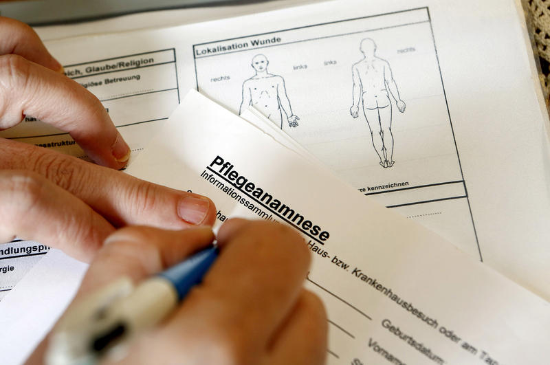 s:27:"Ausfüllen einer Pflegeakte";
