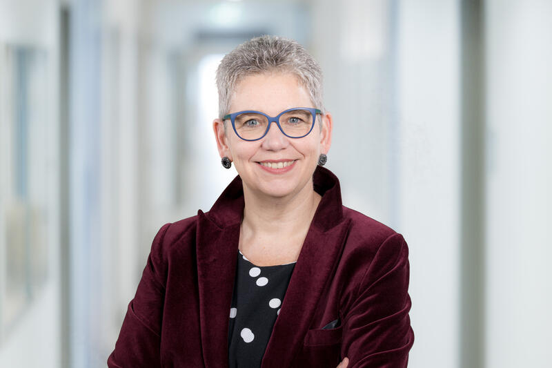 s:16:"Christine Vogler";