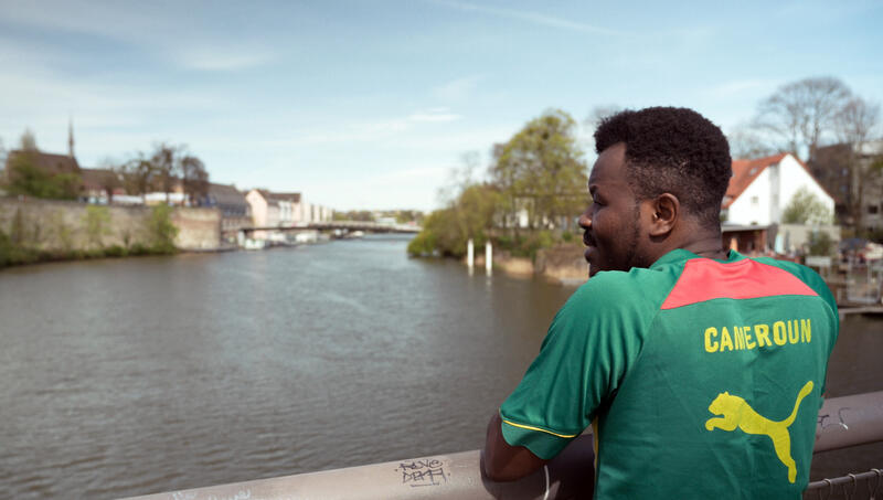 s:42:"Wie Freiwilligendienste Lebenswege prägen";