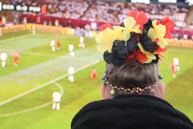 s:34:"Public viewing beim Fußballspiel.";