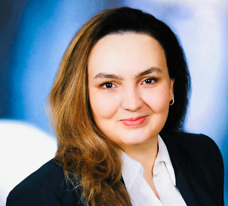 s:12:"Cindy Vetter";