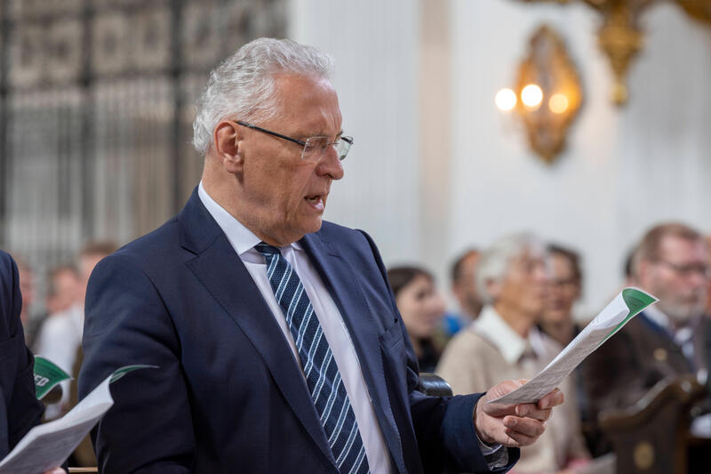 s:16:"Joachim Herrmann";
