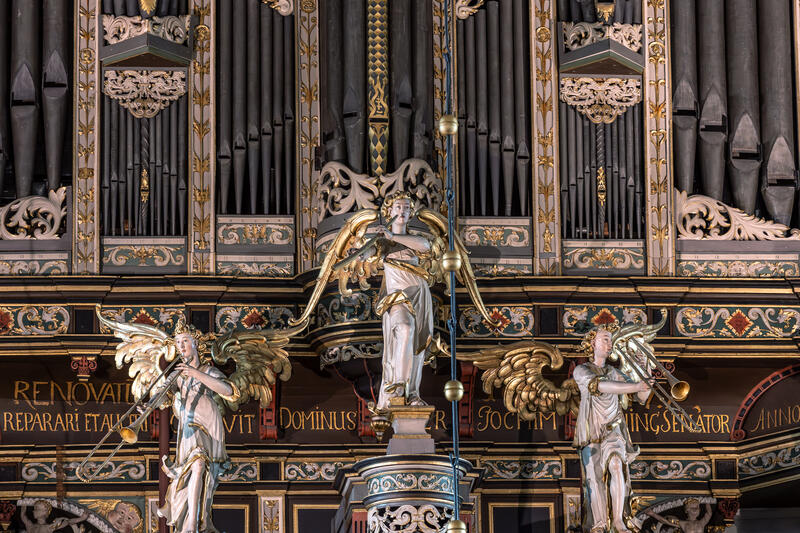 s:22:"Lüneburger Bach-Orgel";