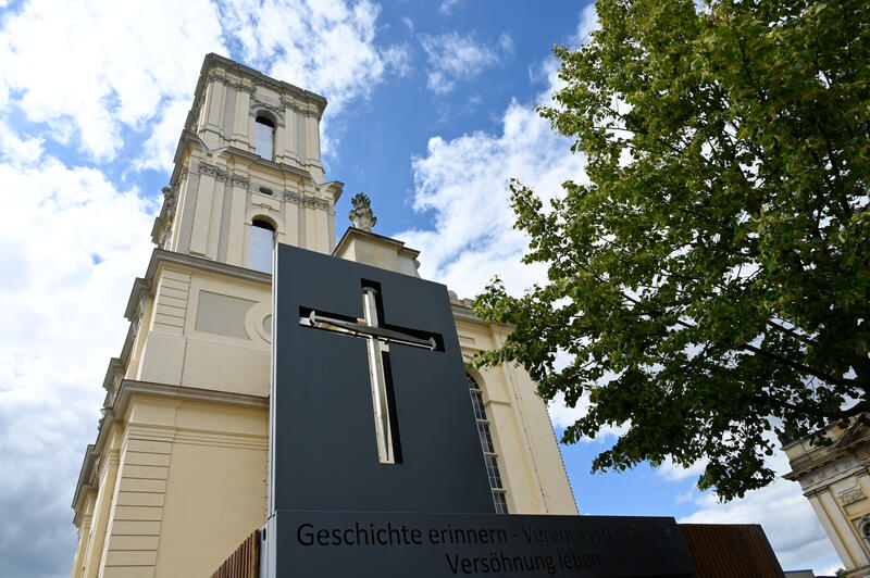 s:22:"Garnisonkirche Potsdam";
