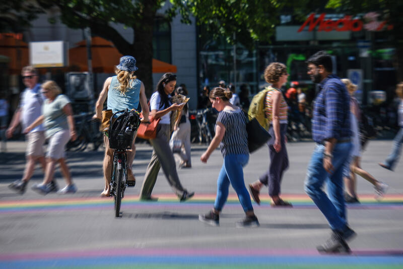 s:61:"Zu Fuß in der Stadt: Improvisieren, Ausweichen, Slalomlaufen";
