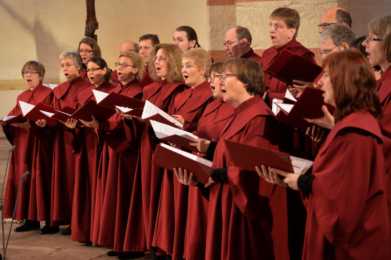 s:32:"Chorsängerinnen und Chorsänger";