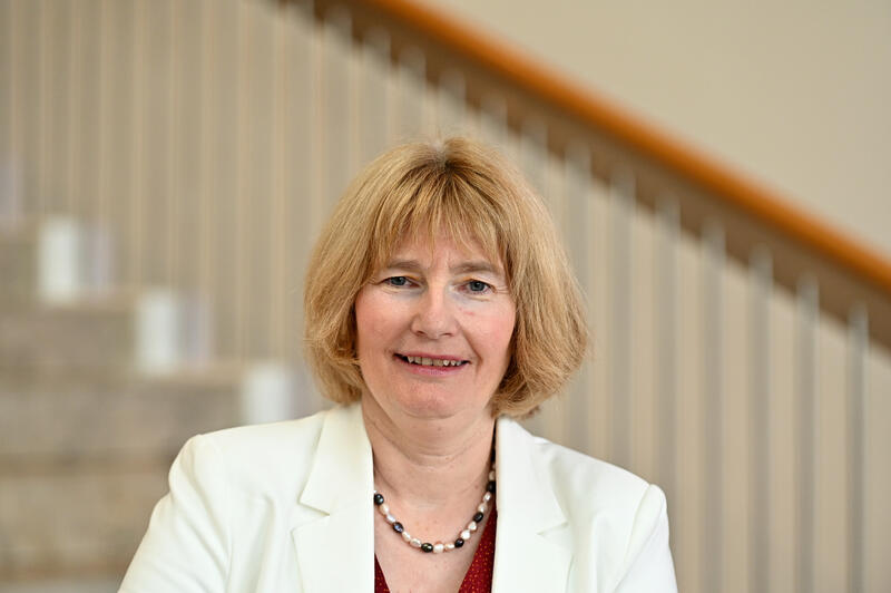s:22:"Susanne Bei der Wieden";