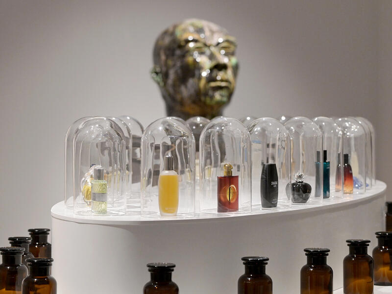 s:52:"Kunstpalast-Schau präsentiert Düfte zu Kunstwerken";