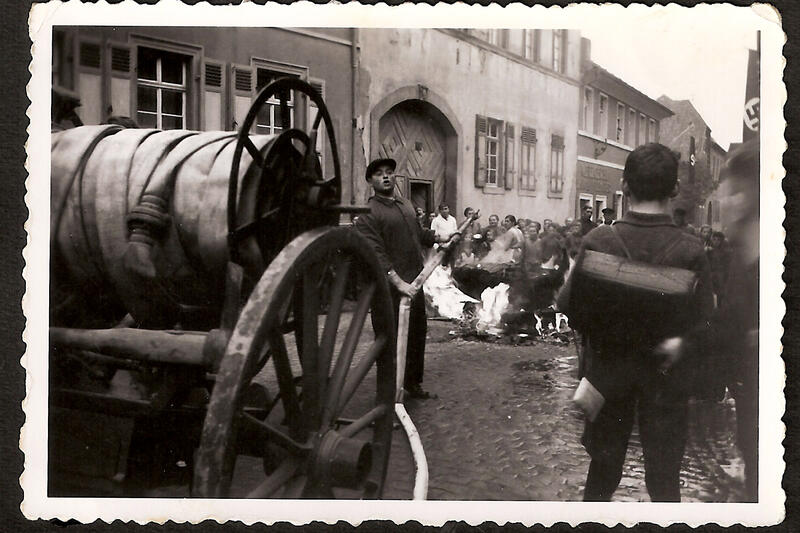 s:66:"Ausstellung zeigt Ausmasse der Pogrome von 1938 in Rheinland-Pfalz";