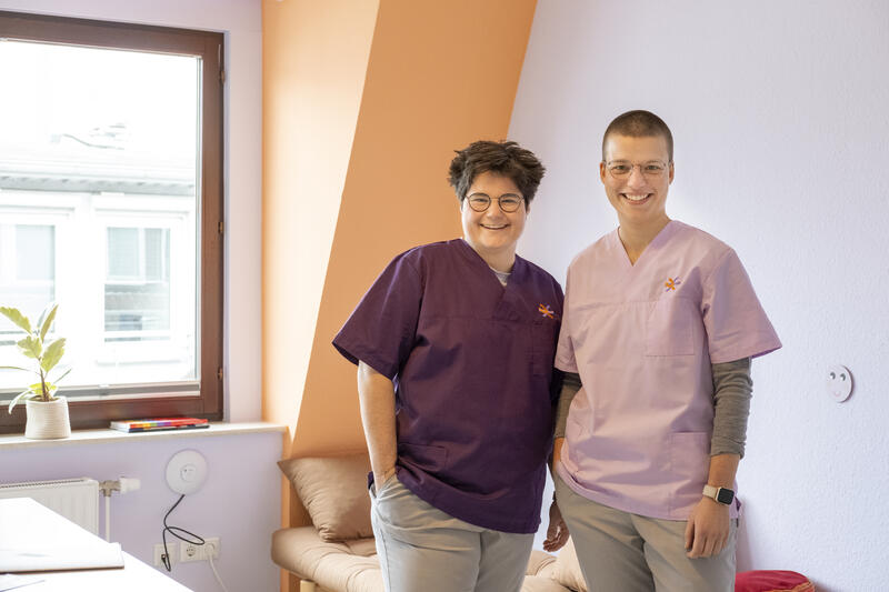 s:68:"Einzigartiger Pflegedienst in Bremen blickt auf Sexualitaet im Alter";