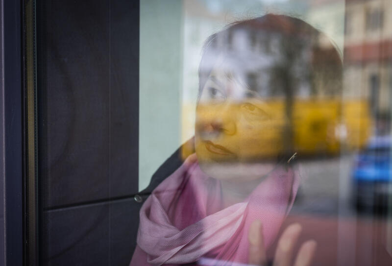 s:28:"Ukrainische Flüchtlingsfrau";