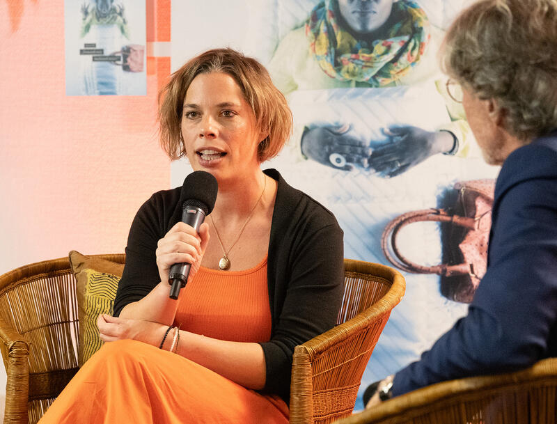 s:26:"Die Bestatterin Hanna Roth";