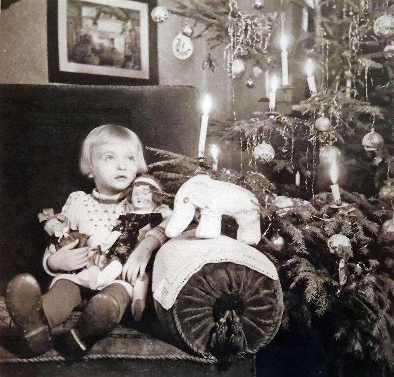 s:60:"Ein Jahrhundert Weihnachtsfotos: Zeitreise unterm Tannenbaum";