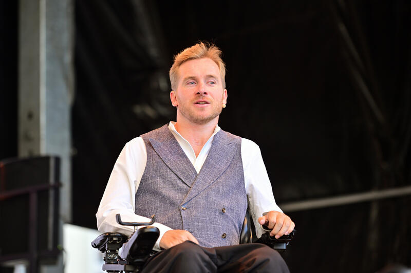 s:34:"Schauspieler und Autor Samuel Koch";