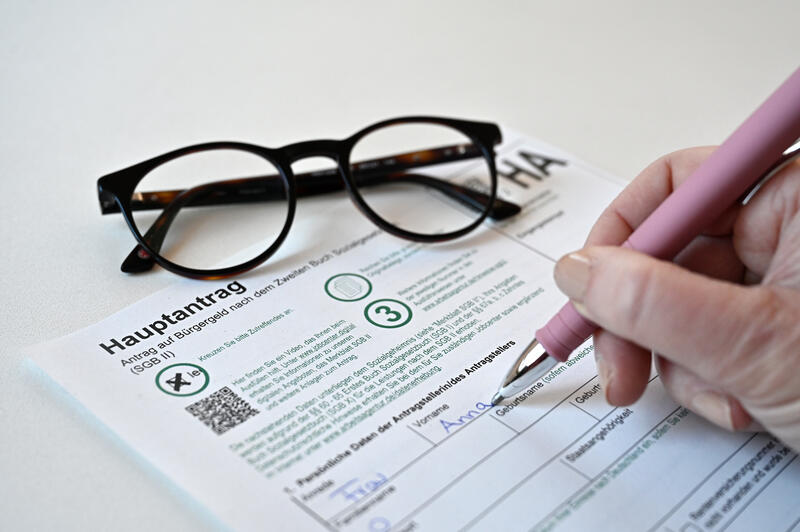 s:23:"Hauptantrag Bürgergeld";