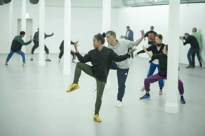 s:15:"Themenbild Tanz";