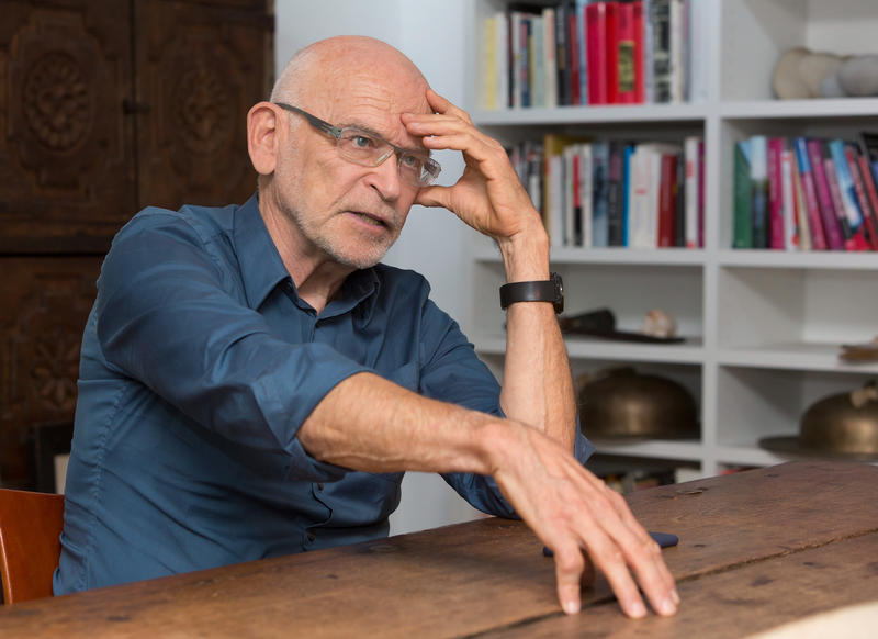 s:16:"Günter Wallraff";