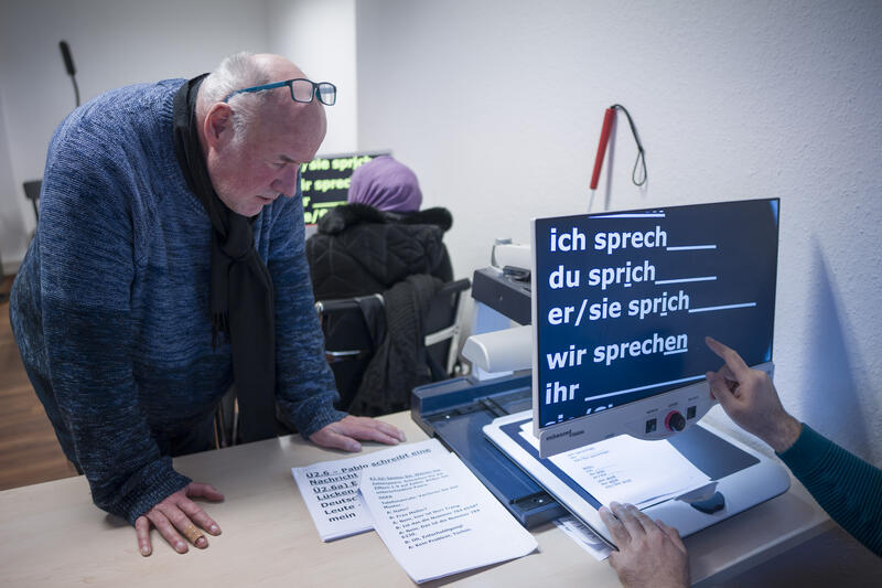 s:26:"Deutschlehrer Bert Bresgen";