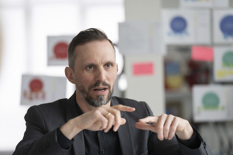 s:74:"Florian Hager, Vorsitzender der ARD und Intendant des Hessischen Rundfunks";