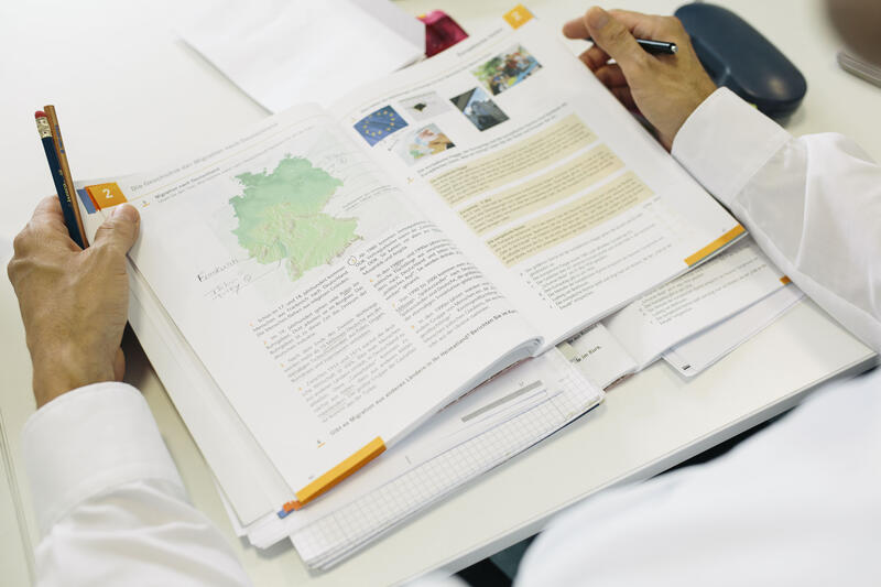 s:16:"Integrationskurs";