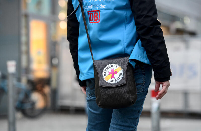 s:31:"Mitarbeiter der Bahnhofsmission";