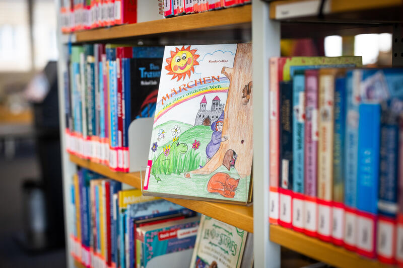 s:38:"Kinderbücher in einer Stadtbibliothek";