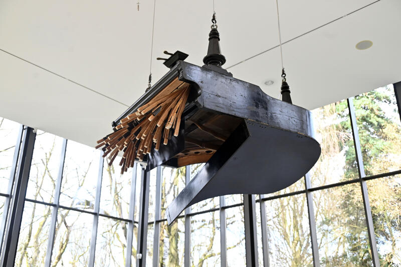 s:63:""Rebecca Horn. Emotion in Motion" im Skulpturenpark Waldfrieden";