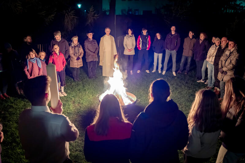 s:68:"Osterfeuer: Beliebter Brauch - aber mit Risiken für den Naturschutz";