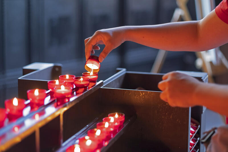 s:12:"Gedenkkerzen";