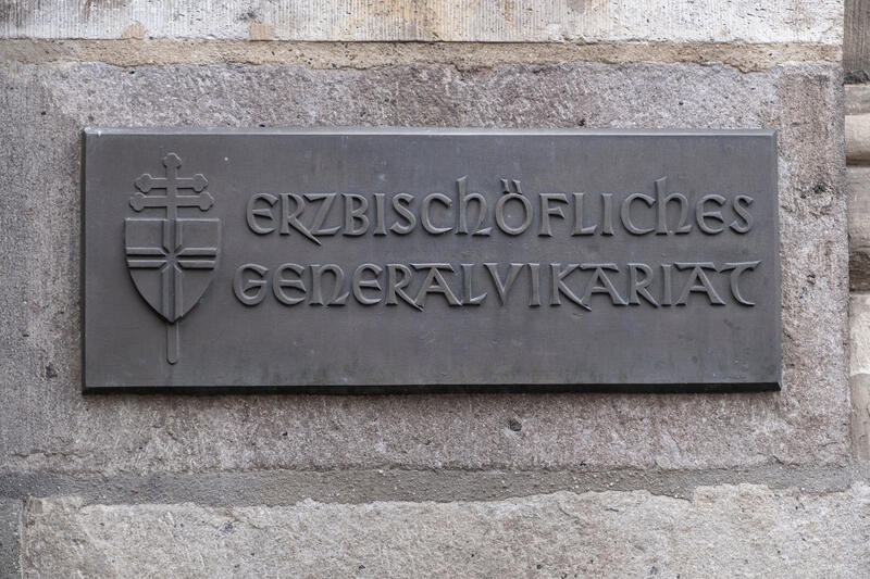s:36:"Generalvikariat des Erzbistums Köln";