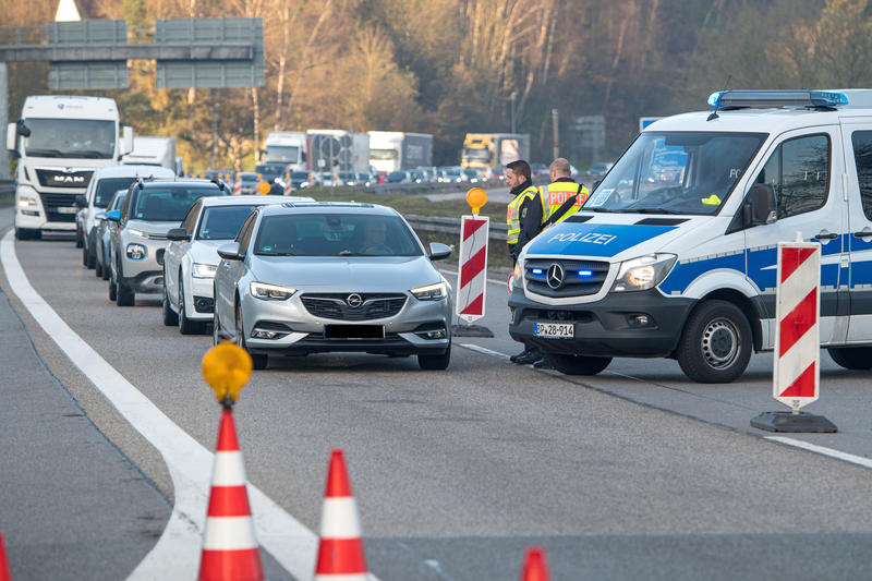 s:14:"Grenzkontrolle";