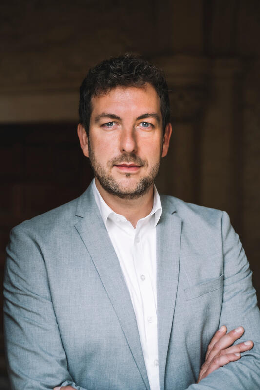 s:39:"Musikdirektor sieht neue Lust am Singen";