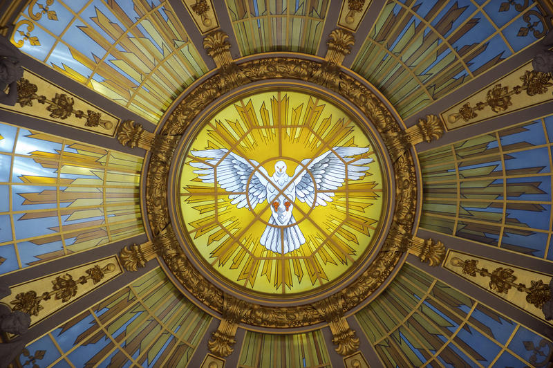 s:59:"Ein beliebtes Symbol für den Heiligen Geist ist die Taube.";
