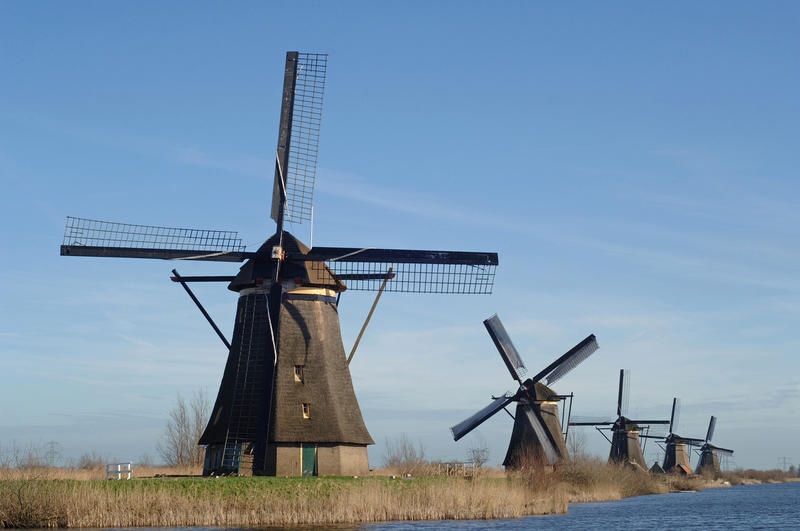 s:34:"Themenfoto: Windmühlen in Holland";