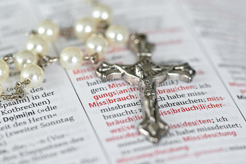 s:35:"Themenfoto Missbrauch in der Kirche";