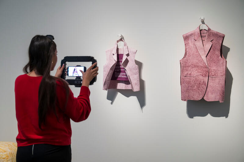 s:63:"Ausstellung "A Step Ahead - 125 Jahre Mathildenhöhe Darmstadt"";